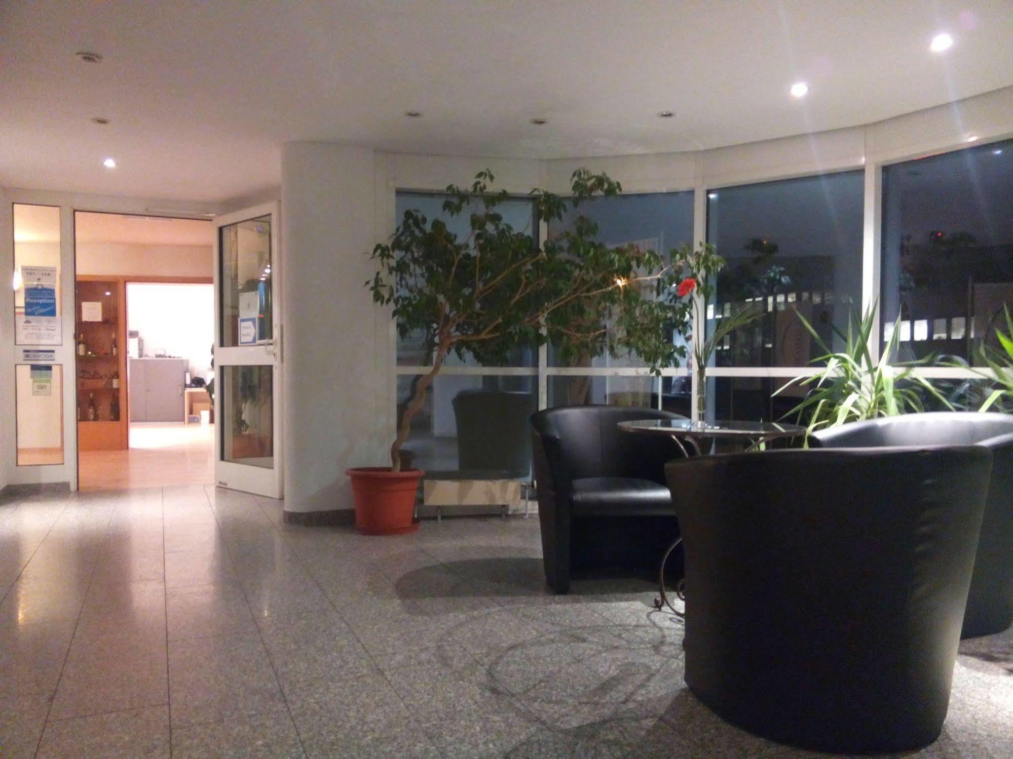 Central Hotel Winnenden Eksteriør bilde